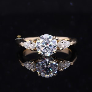 Three Stone Engagement Ring, Round Lab Grown Diamond E/VS1, Side Pear Cut Diamond, Diamond Wedding Ring for Her, Yellow/White/Rose Gold Ring