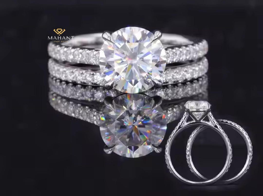 2CT Round Cut Diamond Engagement Ring With Diamond Pave Set Matching ...