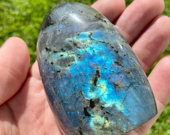 Labradorite Polished Dome