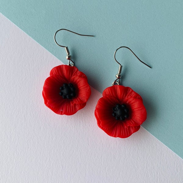 Poppy Earring / Gold main image 1