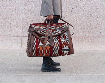 Moroccan Leather Kilim duffle Bag, Kilim duffle travel bag, Duffle Bag, Leather duffle bag, Unisex Kilim Weekender Bag, hipster travel bag