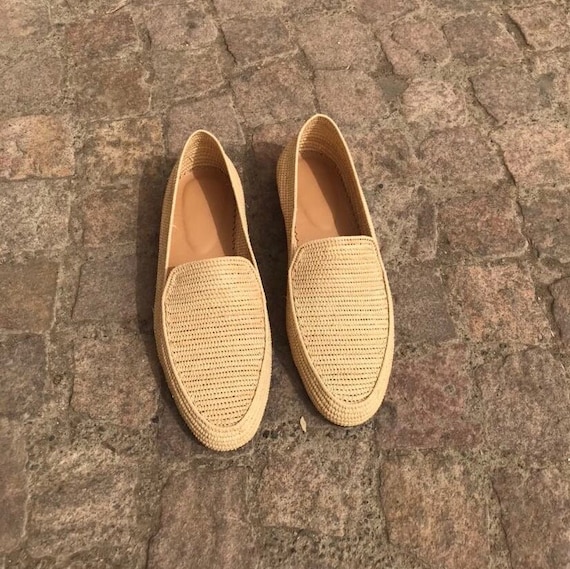 Unique Natural Woven Men’s Loafers, Handcrafted Raffia Wedding Shoes for Grooms, Groom Raffia Footwear, stylish footwear for beach events
