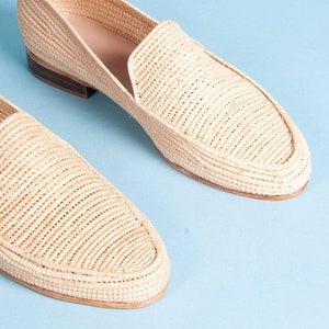 Handmade raffia shoes for women, Raffia shoes women, Raffia shoes for women, loafer shoes raffia, handmade raffia shoes, raffia mules women image 3