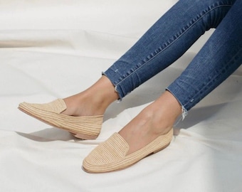 Mocassini in rafia fatti a mano: scarpe da sposa vegane