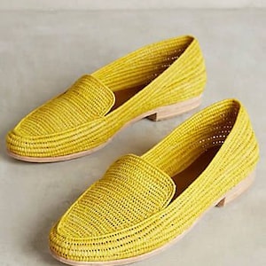 Handmade raffia shoes for women, Raffia shoes women, Raffia shoes for women, loafer shoes raffia, handmade raffia shoes, raffia mules women Yellow