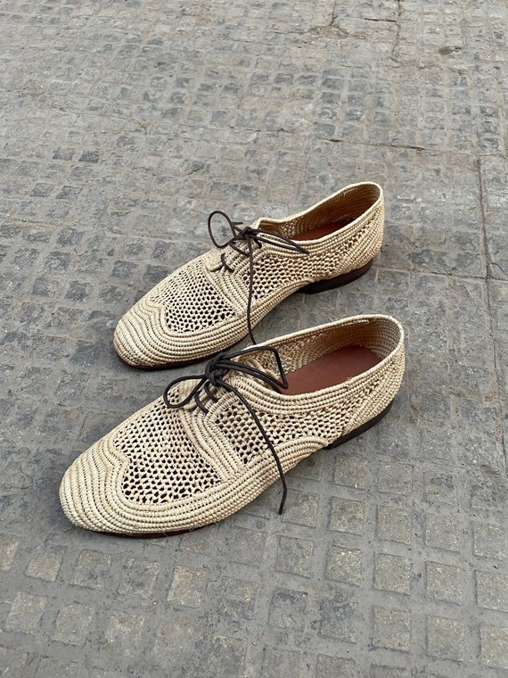 Unique Natural Woven Men’s Loafers, Handcrafted Raffia Wedding Shoes for Grooms, Groom Raffia Footwear, stylish footwear for beach events