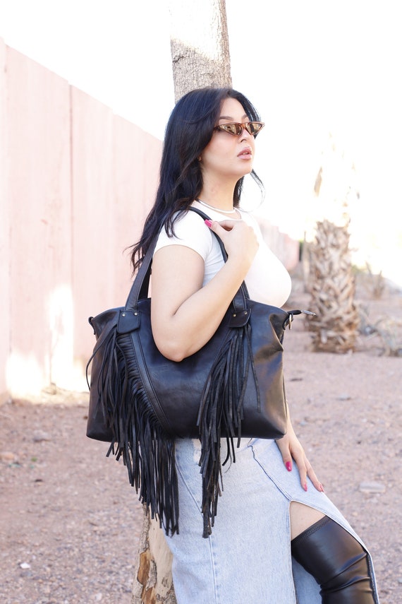Purse with fringes sale