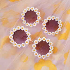 Scarlett Sunnies | DAISY kid&#39;s sunglasses | Party favor Girl&#39;s gifts