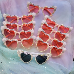 Flower Design Bride to Be | Bridal | Wedding| Hens Custom Sunnies | Sunglasses