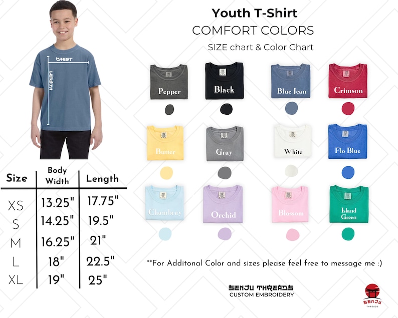 Puede incluir: Una tabla de tallas y colores para camisetas juveniles Comfort Colors. La imagen muestra una camiseta azul en un modelo, una tabla con medidas de ancho y largo corporal en pulgadas para tallas de XS a XL, y doce muestras de color etiquetadas como Pepper, Black, Blue Jean, Crimson, Butter, Gray, White, Flo Blue, Chambray, Orchid, Blossom e Island Green.
