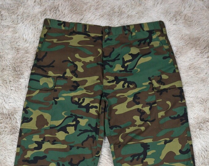 Camouflage Ripstop Military Cargo Pants Combat Pants 182 cotton Khaki type Vintage Second Hand