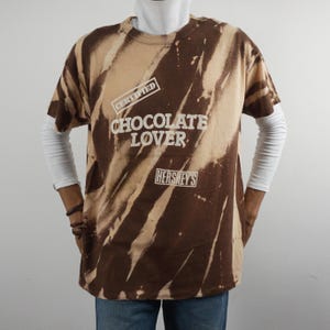 Vintage 80&#39;s Hershey&#39;s Russell T-Shirt Chocolate Lover Distressed Brown Tie Dye Soft Thin Single Stitch Cotton Tee Tee Size L