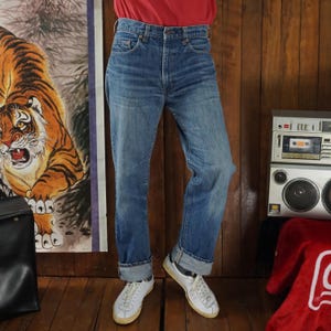 Vintage 80s Levi&#39;s 505 Jeans: Distressed High Rise, Lemon Stitch, Made in USA, W31