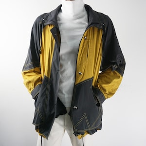 Vintage 90s Network Nylon Black Yellow Color-block Windbreaker Jacket Zip Up Made in Japan Men&#39;s Medium