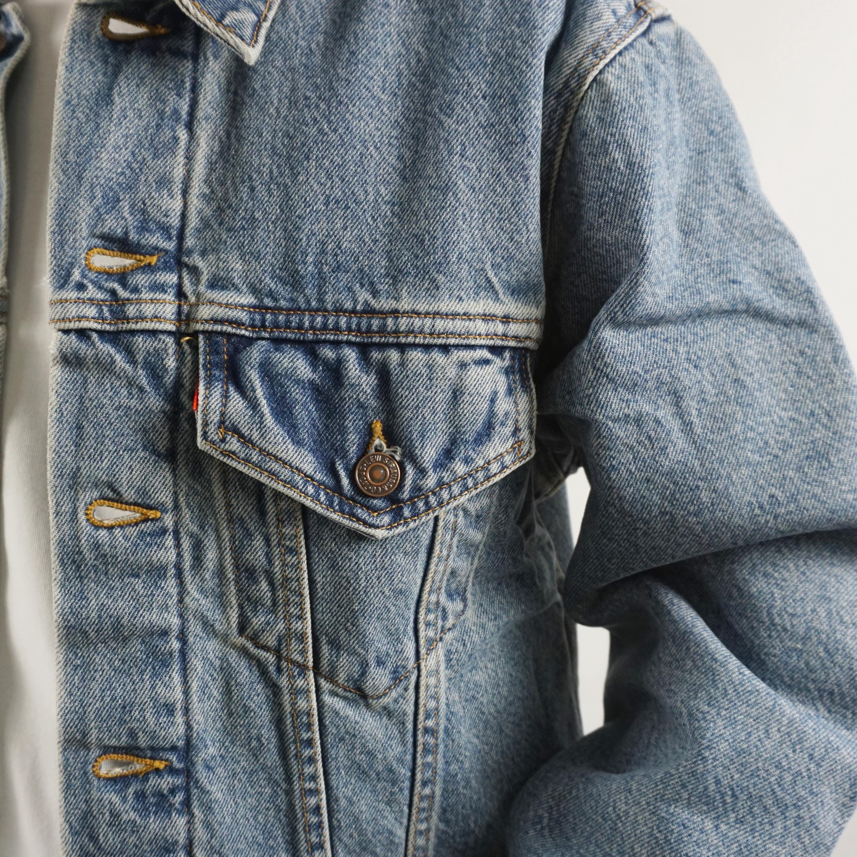 Vintage 90's Levi's 70505 03 Denim Jacket Type 3 Size 38 Blanket