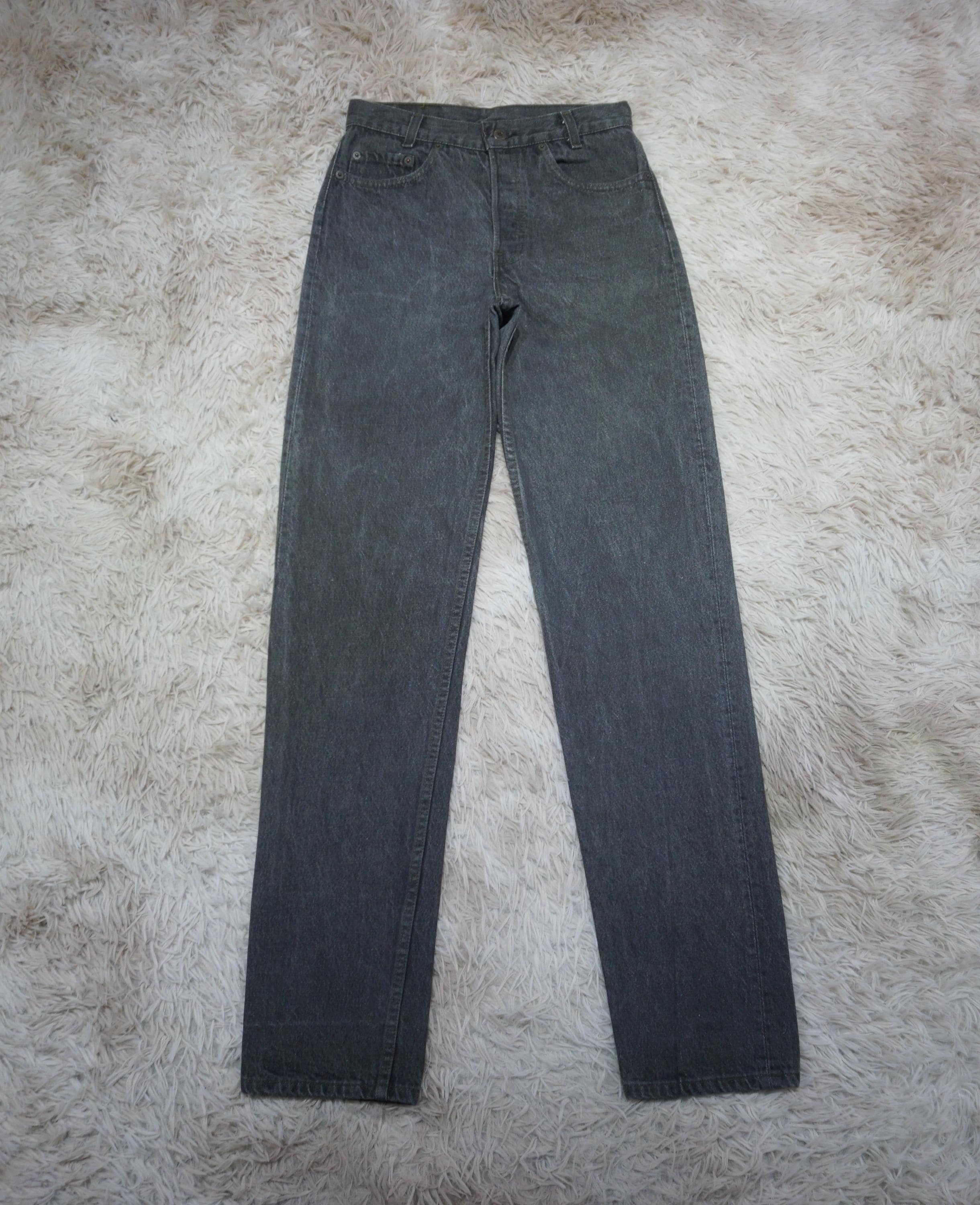 Vintage 90's Levi's 501 Jeans Waist 25.5 Student Fit Slim
