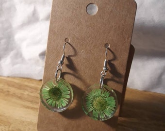 Pendientes Green Daisy Drop, Hechos a mano, Joyas, Accesorios, Resina, Colgantes, Primavera, Verano, Flor, Floral