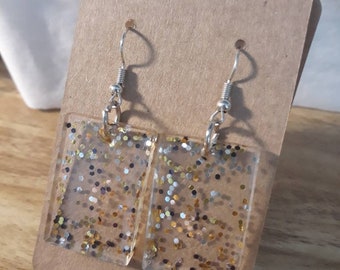 Oro plateado y negro purpurina rectangular gota pendientes, hecho a mano, joyas, accesorios, resina, colgantes