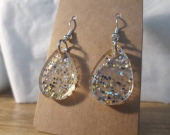Oro plateado y negro Glitter Teardrop Aretes, hechos a mano, joyas, accesorios, resina, colgantes