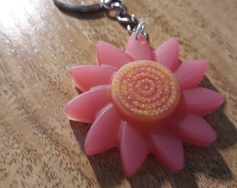 Llavero de girasol magenta, hecho a mano, accesorios, resina, bolso, bolso, mochila, primavera, otoño, otoño, flor, floral, rosa