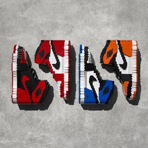 Bloques de construcción de zapatillas Ladrillos AJ1 hechos a mano Más de 350 piezas Fragmento BRED Chicago Tablero destrozado