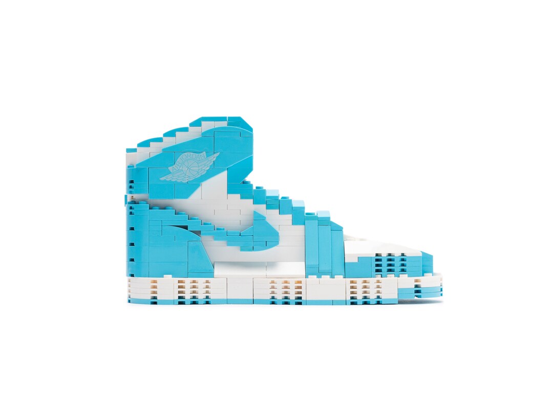 aj1 university blue foot locker