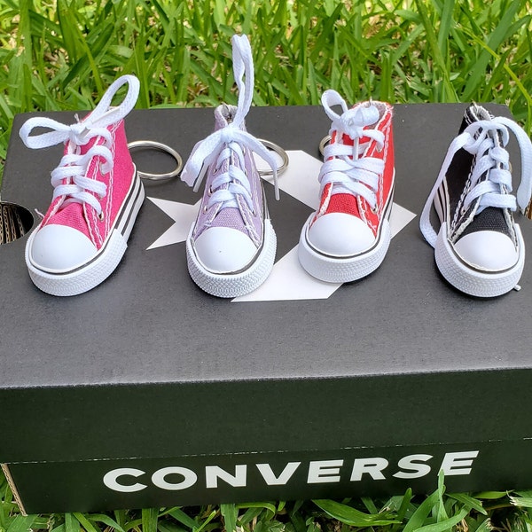 3D Converse Key chains, Tennis Sports Shoes Keychain, Sneakers Keychains, Canvas shoe charm Keychains