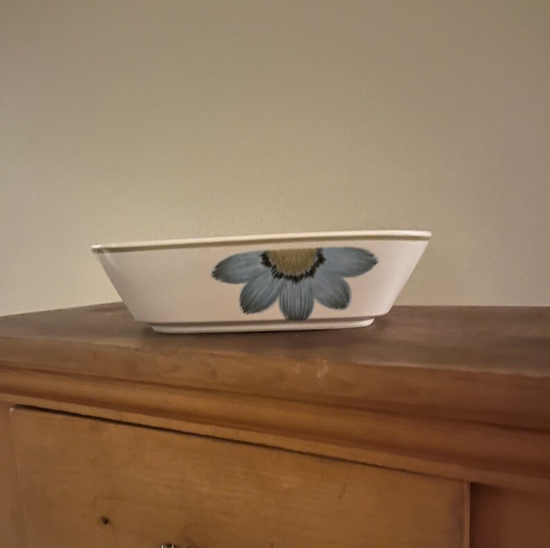 Noritake Progression Rectangular Vegetable/Serving Bowl image 2