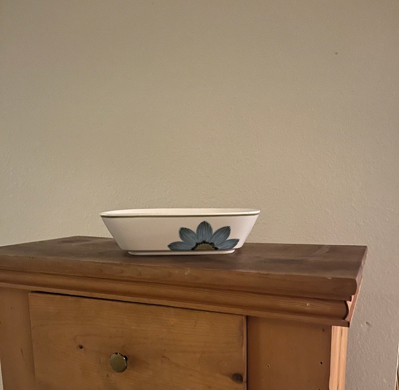 Noritake Progression Rectangular Vegetable/Serving Bowl image 1