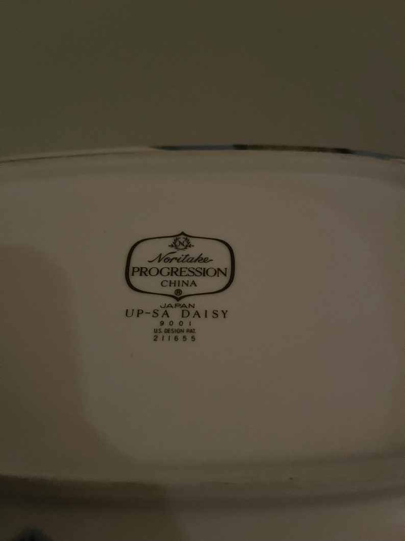 Noritake Progression Rectangular Vegetable/Serving Bowl image 4