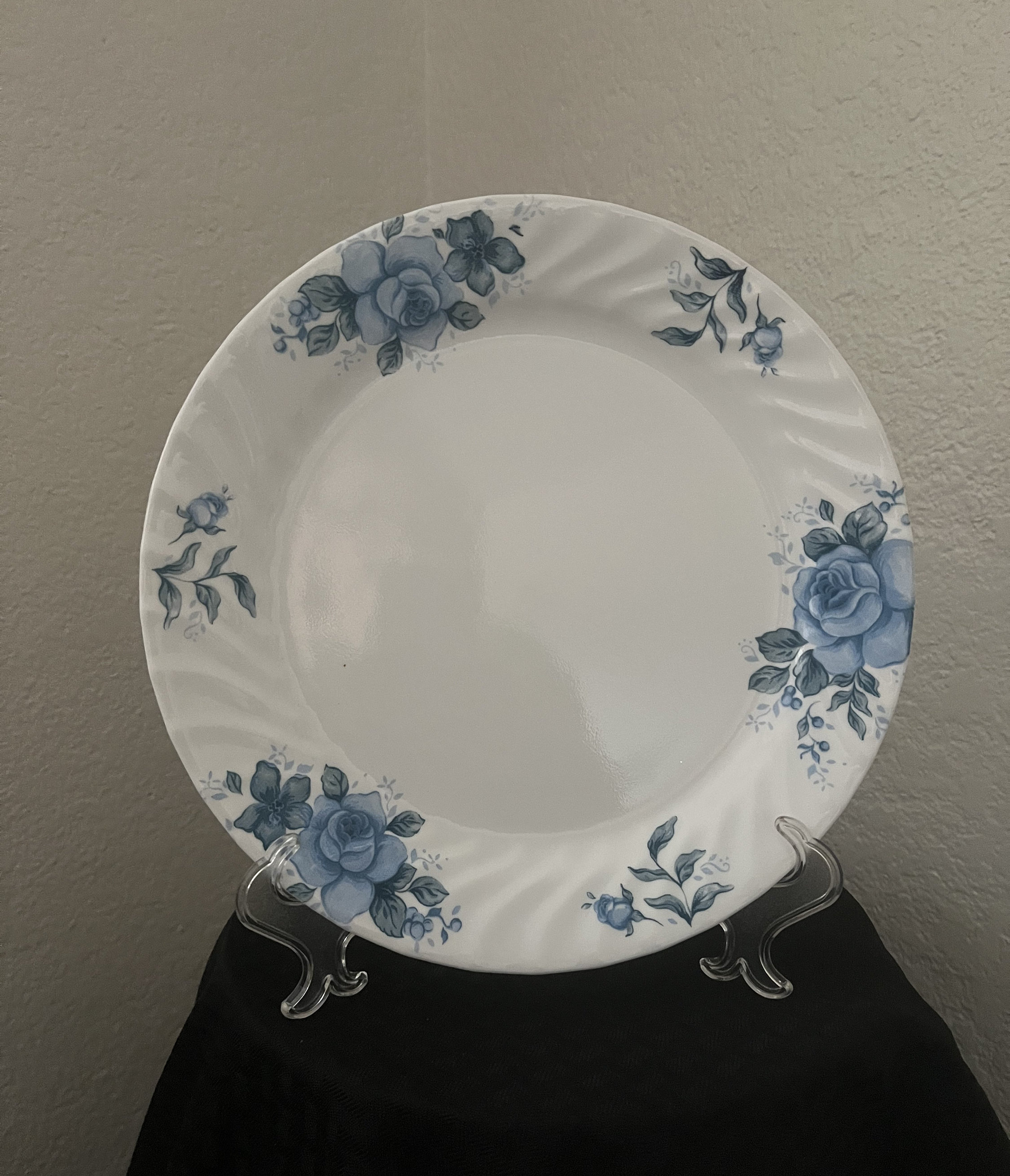 Corelle Blue Velvet Dinner Plate