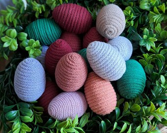 Decorazione per uova di Pasqua in macramè: decorazione primaverile, decorazione da appendere