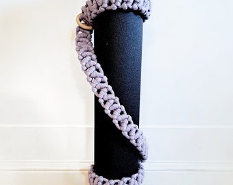 Yoga mat strap - one arm carry blanket holder - CUSTOMIZE COLOURS - gift for yogis