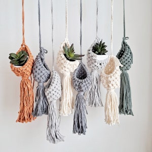 Boho Mini Macrame Plant Hanger in 30 Colors - Hanging Air Plant Cocoon for Bohemian Decor