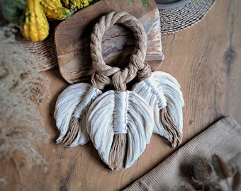 Leaves wall hanging - boho/rustic macrame for cosy room. Farmhouse decor, Beach House decor.