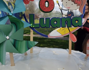 Cake topper