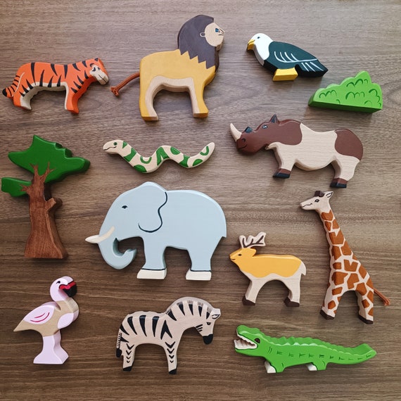 African Safari Wooden Animals Toy Set, Natural Wild Figure Toys