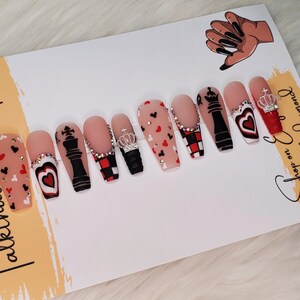 King & Queen V-day nails