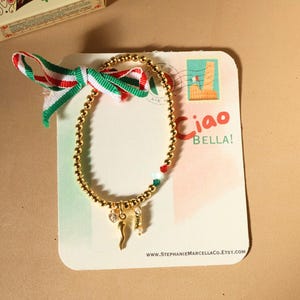 Italian Horn Luck Bracelet Cornicello Charm Bead Bracelet Italian Flag Colors Gift Food Lover Cannoli Charm Souvenir Travel Keepsake Jewelry