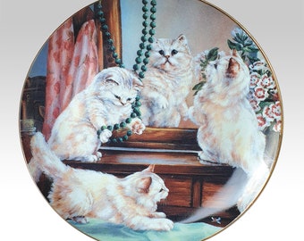 Vintage collectible porcelain decorative plate with kittens by Lesley Hammett