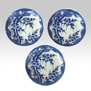 Vintage Japanese porcelain  blue-white small plates