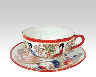 Taza de té y platillo vintage de porcelana fina con diseño de geisha