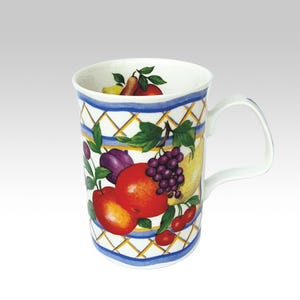 Vintage Porzellan Kaffeebecher &quot;&quot;Majolica&quot;&quot; von ROY KIRKHAM, made in England.&quot;