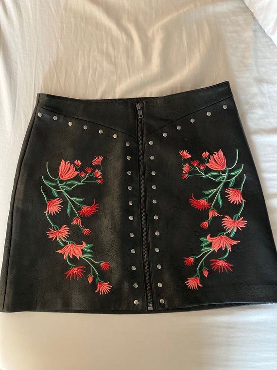 Faux leather embroidered skirt
