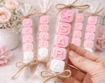 Sapone personalizzato con nome per battesimo, comunione e compleanno. Bomboniere originali per gli ospiti. Sapone per matrimonio, sapone per neonati, sapone per la comunione.