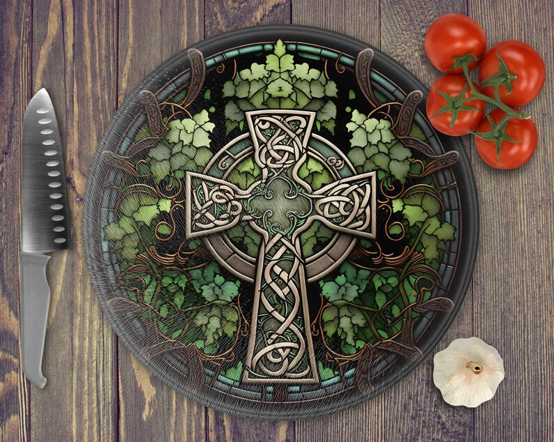Celtic Cross Glass Cutting Board, Heat Resistant Food Prep Surface afbeelding 2