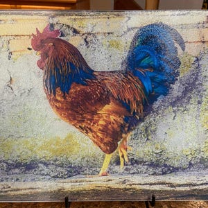 Rooster Cutting Board, Colorful Glass Design with Heat Resistance