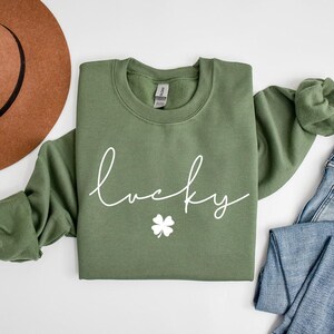 Lucky Sweatshirt, Clover Sweatshirt, St Patricks Day Sweatshirt, Saint Patrick&#39;s Pullover, Lucky Sweater, Shamrocks, Simple Holiday Sweater,
