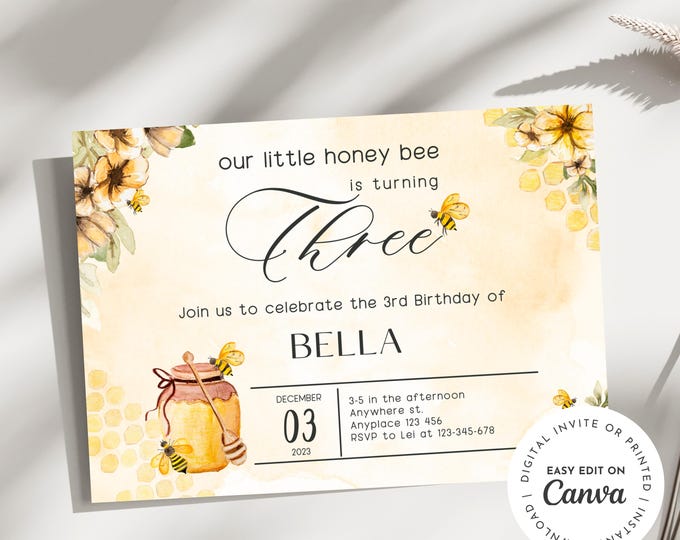Honey bee 1st Birthday Invitation, 1st Bee-Day, First Birthday Party, Bees, gold, Honey, Sweet, Birthday Party, Bee-Day, Celebrate