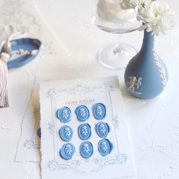 WAX SEALS SET blauwe rozen ovale zelfklevende stickers bruiloft uitnodiging briefpapier enveloppen Victoriaanse barok Wedgwood stijl licht Atelier